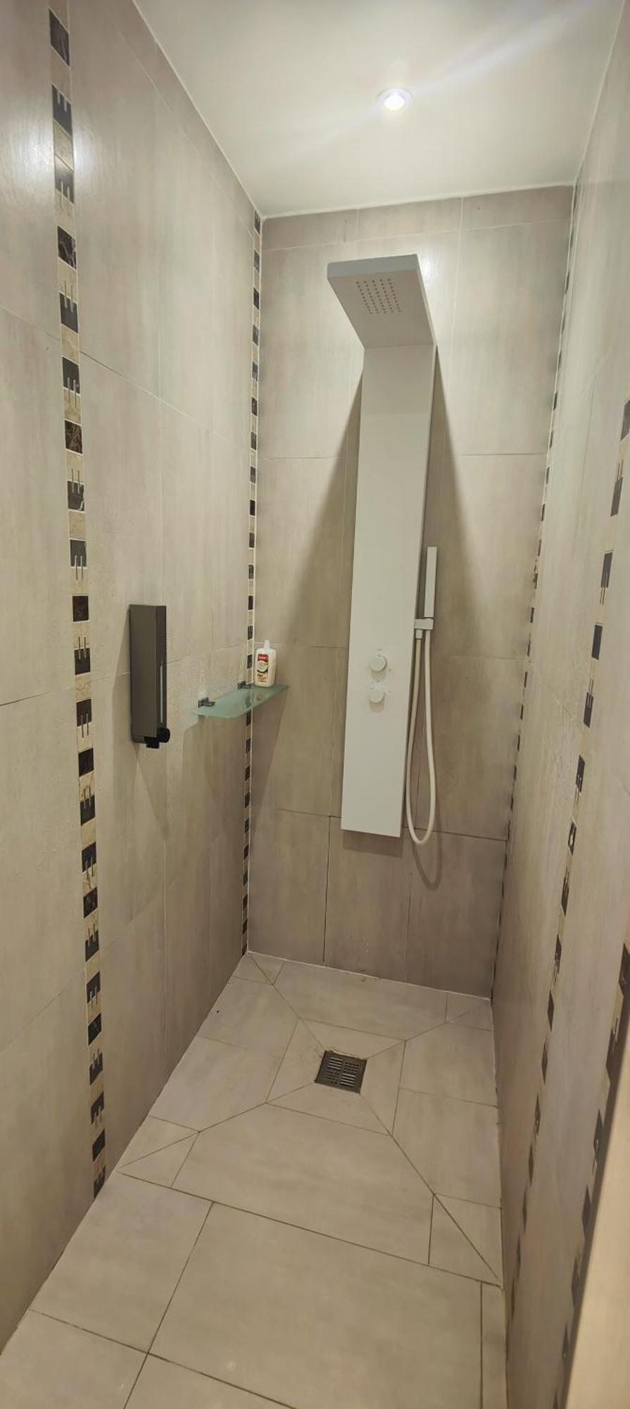 Villa Lovely With Swimming Pool For 6 People Fréjus
