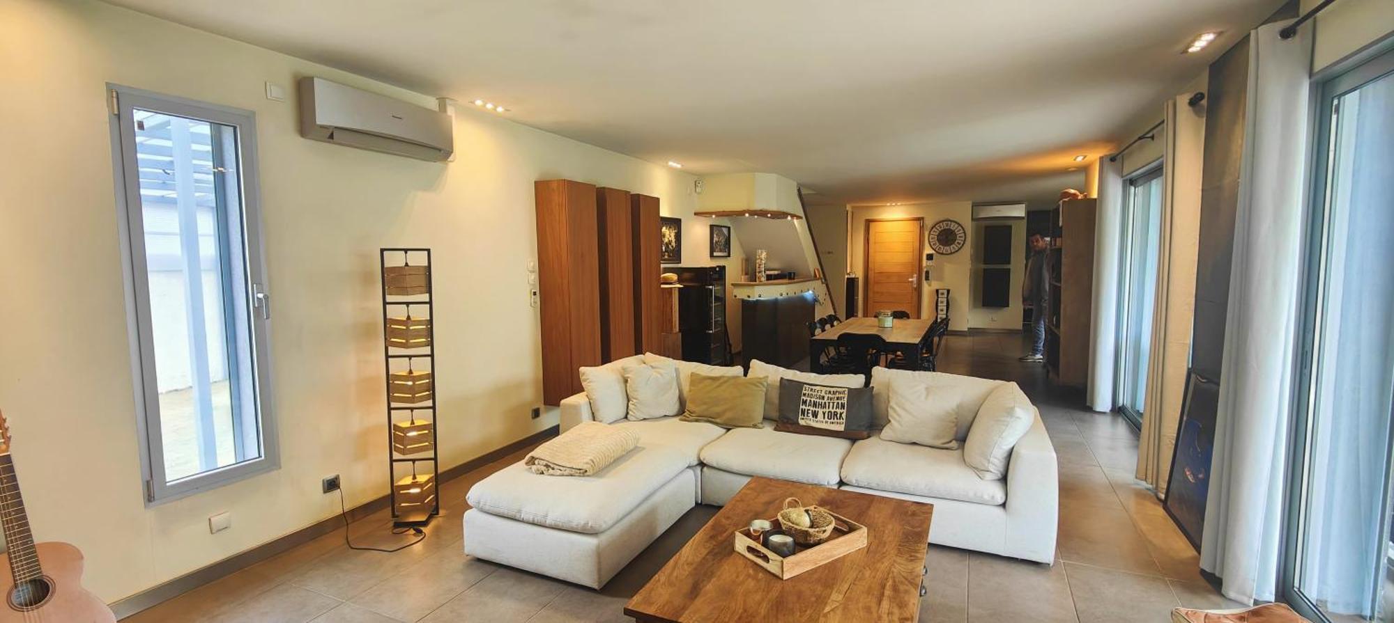 Villa Lovely With Swimming Pool For 6 People Fréjus